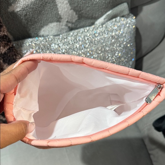 Pink Flower Sephora bag - Picture 2 of 3